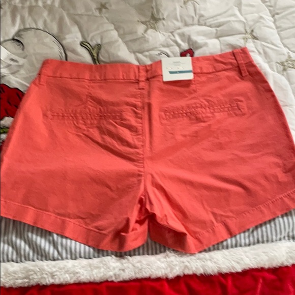 Old Navy Shorts NWT - Picture 5 of 12